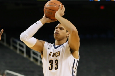 NCAA: «Άναψε» ο Νικόλας Παύλος για UNCG (videos)
