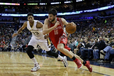 Χιούστον Ρόκετς: Μένει έξω ο Κώστας Παπανικολάου