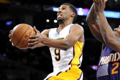 Λος Άντζελες Λέικερς: «Νυστέρι» για Ρόνι Πράις