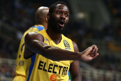 Πάργκο στο Onsports: «Δε θέλω να τα... βάλω με τον Διαμαντίδη!» (photos+videos)