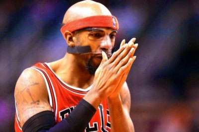 Αποσύρθηκε ο Ριπ Χάμιλτον