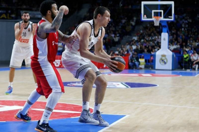 Ρεάλ Μαδρίτης: «Έπιασε» Λάκοβιτς ο Ματσιούλις