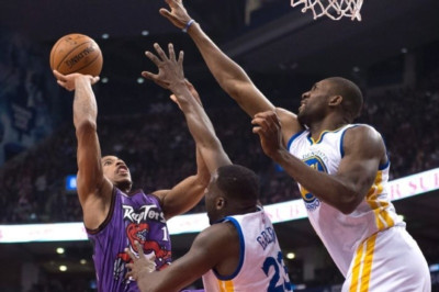 Γκόλντεν Στέιτ Ουόριορς: Ξύλο στο παρκέ και στο σκορ με Ράπτορς (videos)