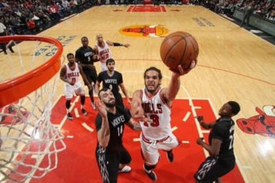 Σικάγο Μπουλς: Ζόρικη νίκη με Τίμπεργουλφς (videos)