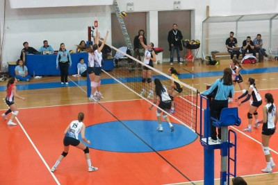 Α1 Βόλεϊ Γυναικών: Παρέμεινε στο «κυνήγι» της ΑΕΚ η Θήρα