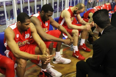 Ντάνστον: «Δεν έχουμε δικαίωμα να σταματάμε να παίζουμε άμυνα»