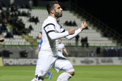 ΠΑΟΚ: Ευχές με… μήνυμα από Τζαβέλλα (photo)