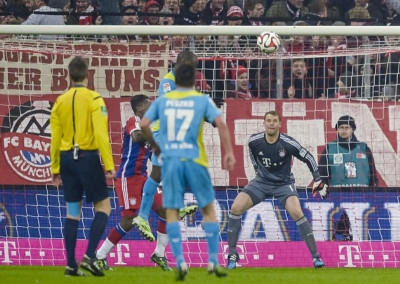 Μπουντεσλίγκα: Ο Νόιερ την καλύτερη απόκρουση της 23ης αγωνιστικής (video)