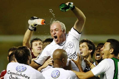 Στη Ρεσέντε ο Πάουλο Κάμπος