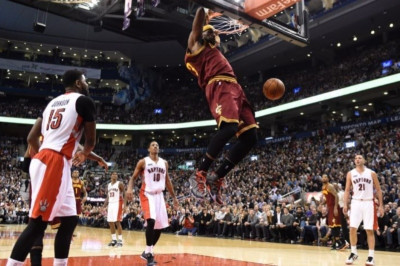 Κλίβελαντ Καβαλίερς: Πέρασαν από Τορόντο (videos)