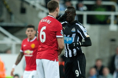 Έβανς – Σισέ: Ισοπαλία στις … φτυσιές (video+photos)