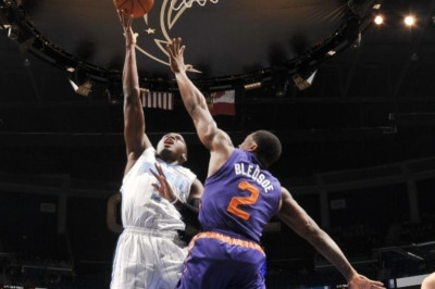 Φίνιξ Σανς: Άφησαν στην άκρη τον Ολαντίπο (video)