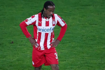 Ολυμπιακός: Προβάδισμα Σαλίνο