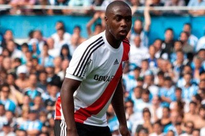 Ρίβερ Πλέιτ: Ντρίμπλα αλά Ζιντάν ο Μπαλάντα (video)