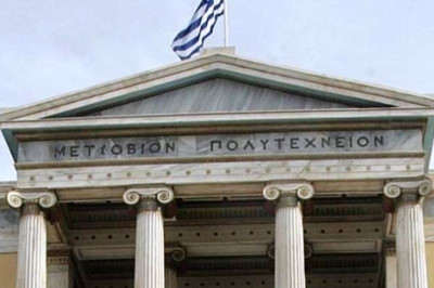 Το ιστορικό κτήριο του Πολυτεχνείου γέμισε με γκράφιτι (photos)