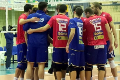 Φοίνικας Σύρου: «Τρένο» και με Παμβοχαϊκό