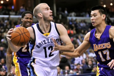 Μέμφις Γκρίζλις: Μέτριοι Έλληνες, νίκη με Λέικερς (video)