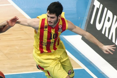 Μπαρτσελόνα: Νοκ-άουτ ο Αμπρίνες