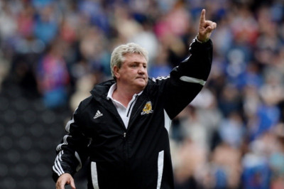 Χαλ: Συμφωνία με Μπρους για ανανέωση