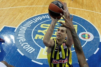 Ζήσης: «Σε πολύ καλή κατάσταση ο Ολυμπιακός» (video)