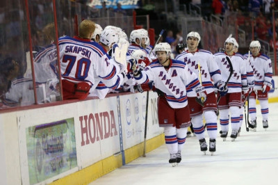 NHL: Στην κορυφή οι Ρέιντζερς (videos)