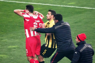 Λαμπρόπουλος: «Στην ΑΕΚ δεν κάνουμε γραφικότητες»