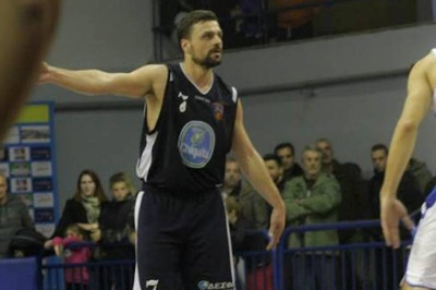 Καρύδας: «Νίκη και 2η θέση με Καβάλα»