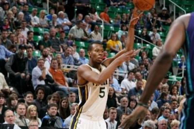 Γιούτα Τζαζ: Διέλυσαν τους Χόρνετς (video)