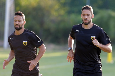 ΑΕΚ: Αποθέωση για Ντακόλ και Μπαρμπόσα (video)