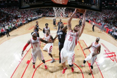 Χιούστον Ρόκετς: «Πειραματική» νίκη με Μάτζικ (video)