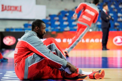 Χάντερ: «Πάμε για τρεις νίκες»