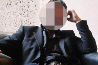 Ηθοποιός ξεσπάει: «Σκηνοθετεί ο ατάλαντος Μαρκουλάκης που έπαιζε στα βλαχοσήριαλ του αρχιατάλαντου Παπακαλιάτη»