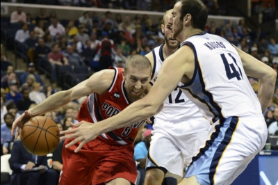 Μέμφις Γκρίζλις: Κατασπάραξαν τους Μπλέιζερς με Κουφό και Καλάθη (videos)