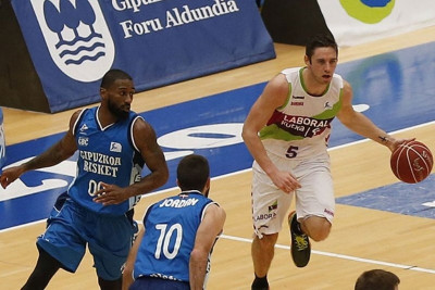 Λαμποράλ Κούτσα: «30άρα» μετά τον Ολυμπιακό (video)