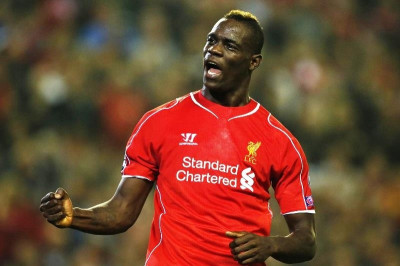 Λίβερπουλ: Τρελή… χειρονομία ο Μπαλοτέλι! (video)