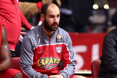 Ολυμπιακός: Δεν τα καταφέρνει ο Σπανούλης, δύσκολα και ο Σλούκας