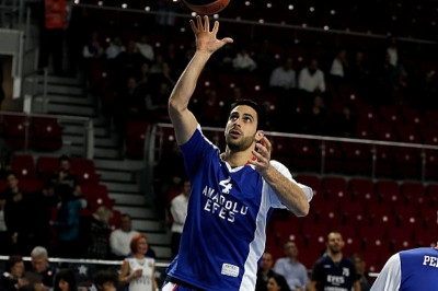 Μπαλμπάι: «Όποιος αντέξει θα νικήσει στο ΣΕΦ»