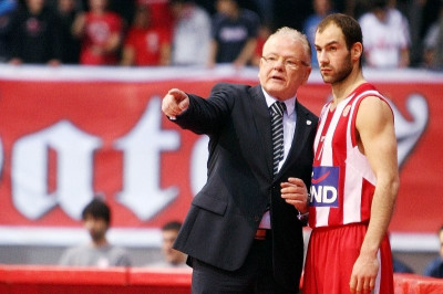 Ολυμπιακός: Τιμάται ο Ίβκοβιτς, θυμάται ο Σπανούλης (video)