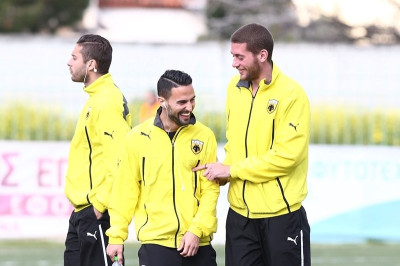 AEK: Χωρίς Ντακόλ και Ρόβα η προπόνηση
