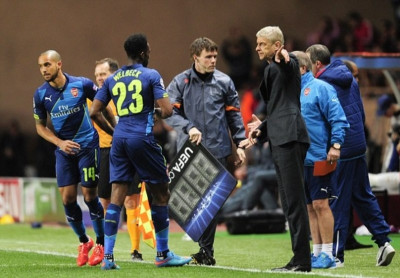 Διαψεύδει τον Βενγκέρ ο Γουόλκοτ (tweet)