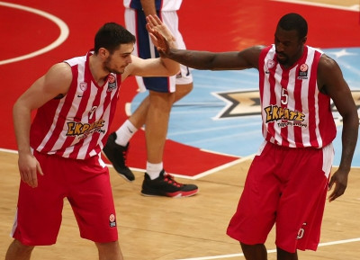 Συμφώνησαν Χάντερ και Μάντζαρης: «Πάμε να κερδίσουμε στη Μόσχα»