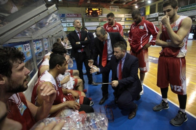 Παπαθεοδώρου: «Είμαστε ιδανικοί αυτόχειρες»