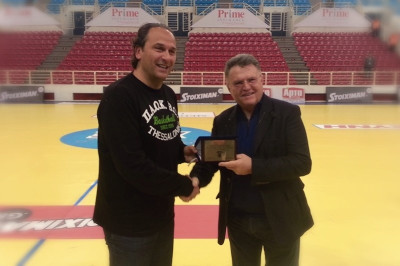 Η ΚΑΕ ΠΑΟΚ βράβευσε τον  Σοφοκλή Ξυνή