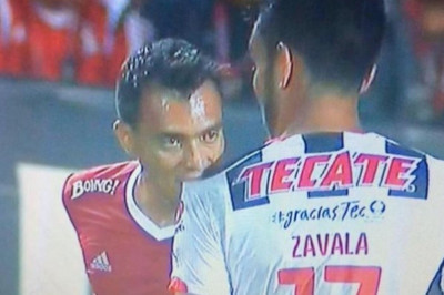 Δαγκώνει και ο Αράνγκο (video)