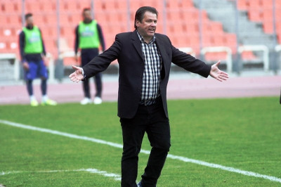 Παπαδόπουλος: «Δεν θέλω να μου κλέβουν τη δουλειά μου»