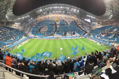 Τρομερό κορεό από τους οπαδούς της Μαρσέιγ (video)