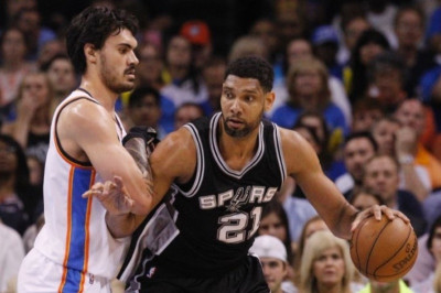 NBA: Ισοπεδωτικοί Σπερς και οκτάδα για Πέλικανς (videos)