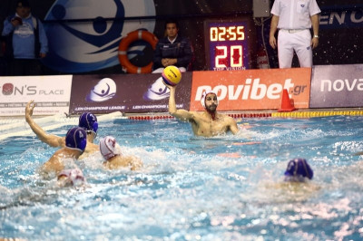 Ολυμπιακός - Προ Ρέκο 8-12 (photos)