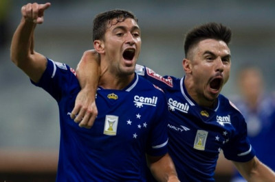 Copa Libertadores: Τρομερή γκολάρα ο Αρασαέτα (video)