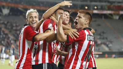 Άσος Μάλμε, Εστουντιάντες και Ατλέτικο Μινέιρο